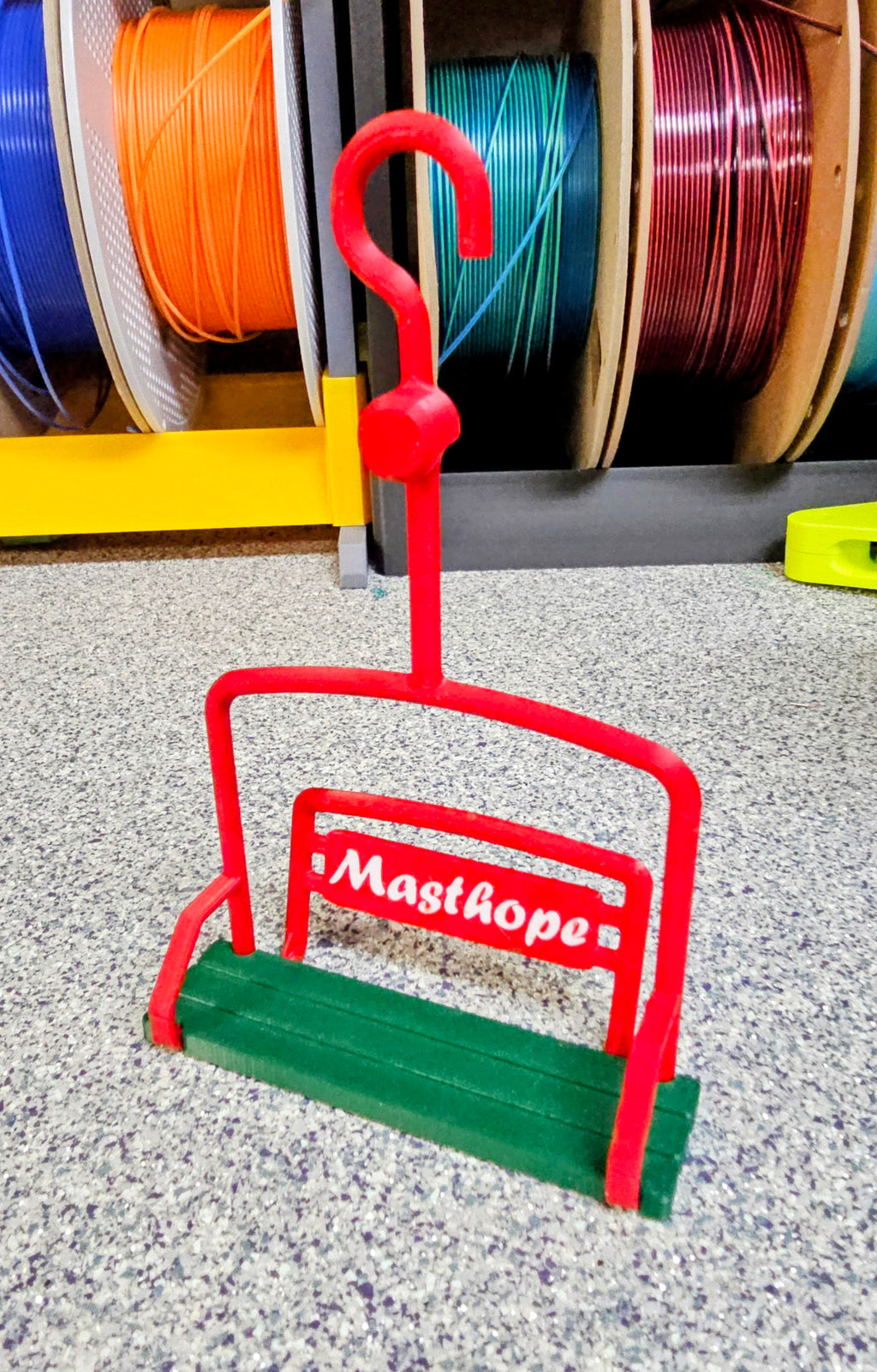 Med Masthope Ski Lift Chair