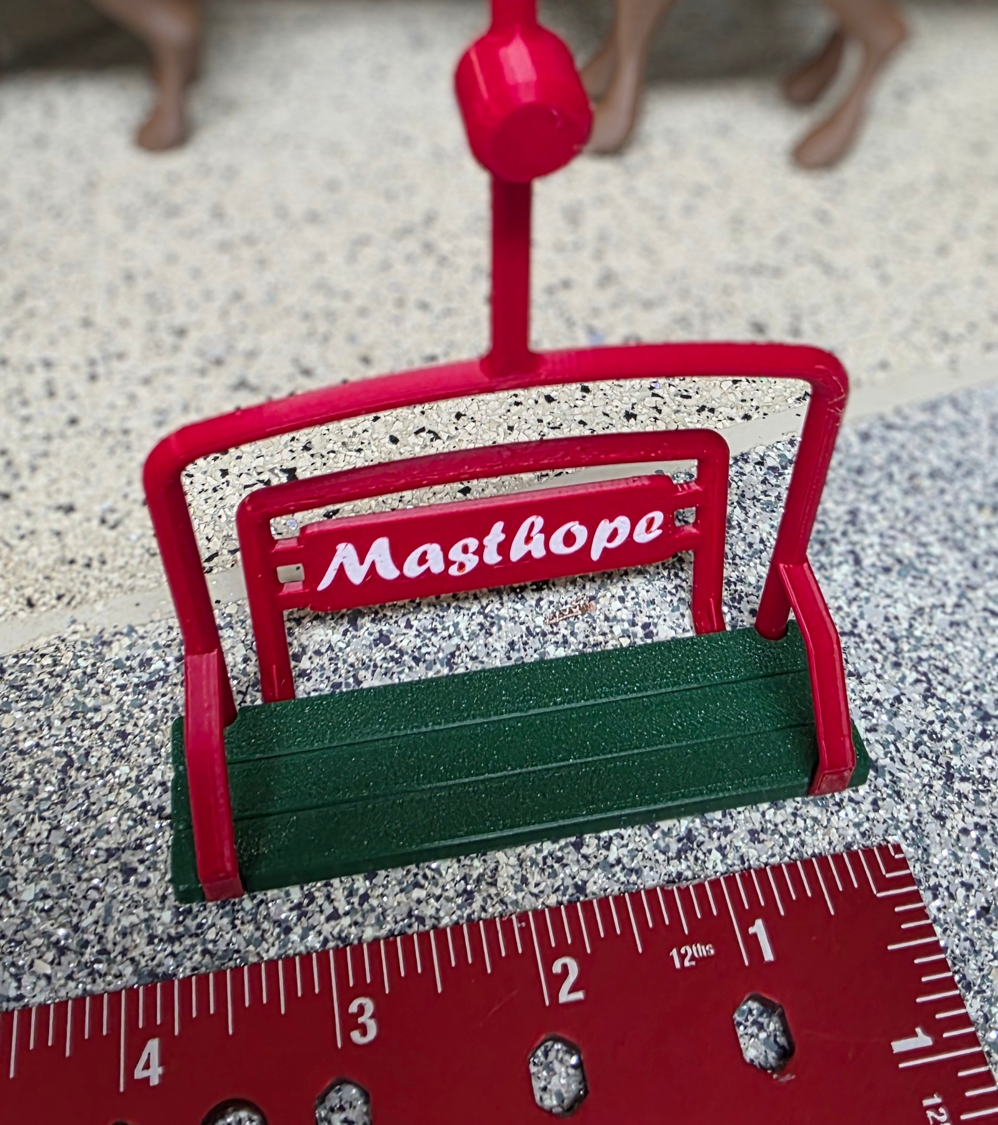 Med Masthope Ski Lift Chair